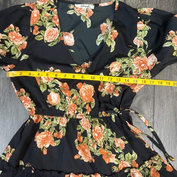 Hint of Blush Floral Tiered Mini Dress Black M Easter - Picture 9 of 15